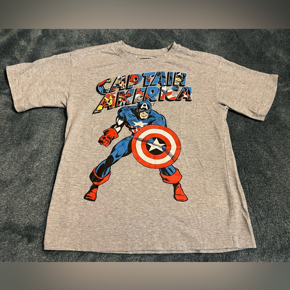 Captain America T-Shirt